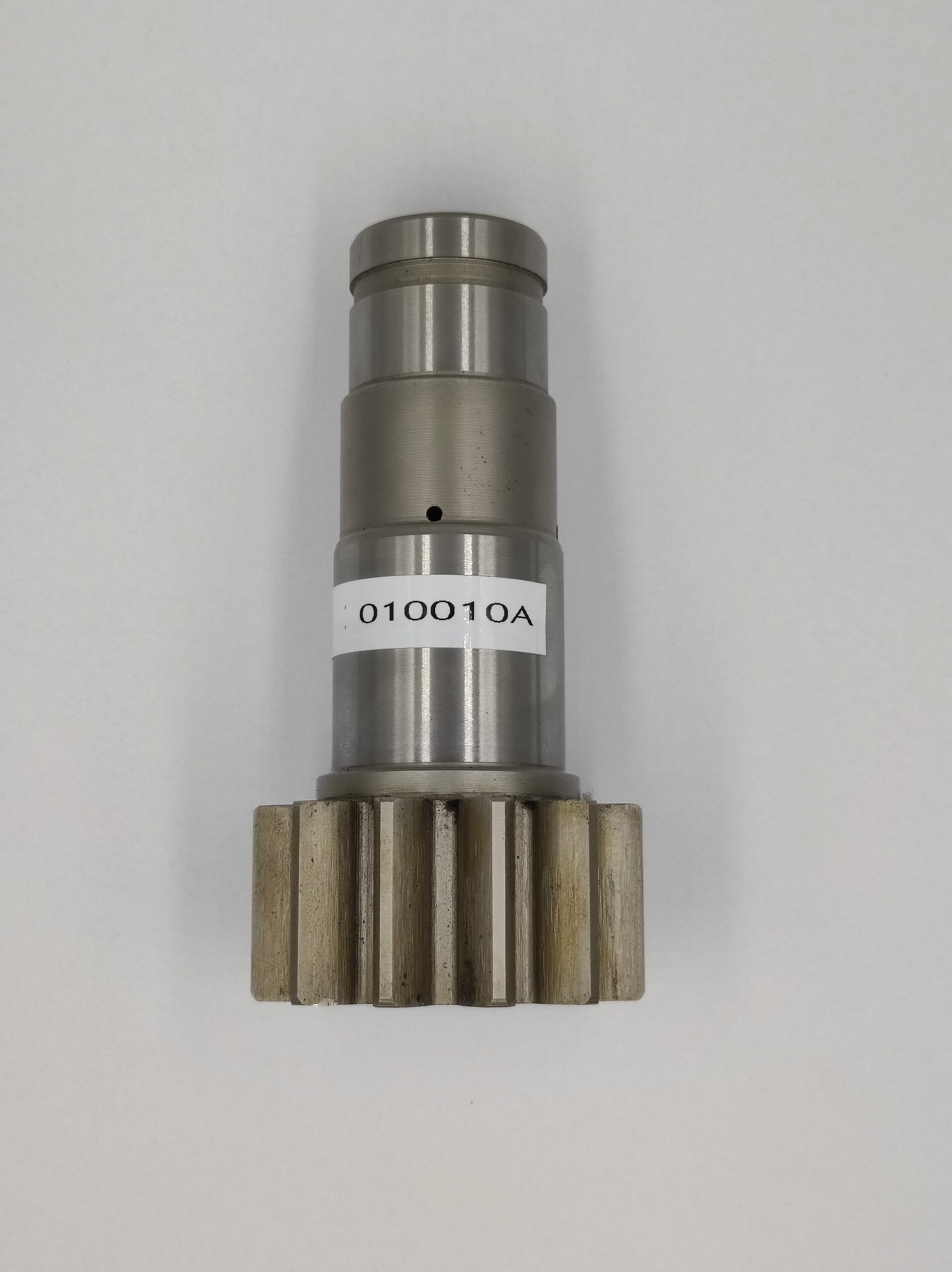 010010A Wałek silnika obrotu Kubota KX 41-3V