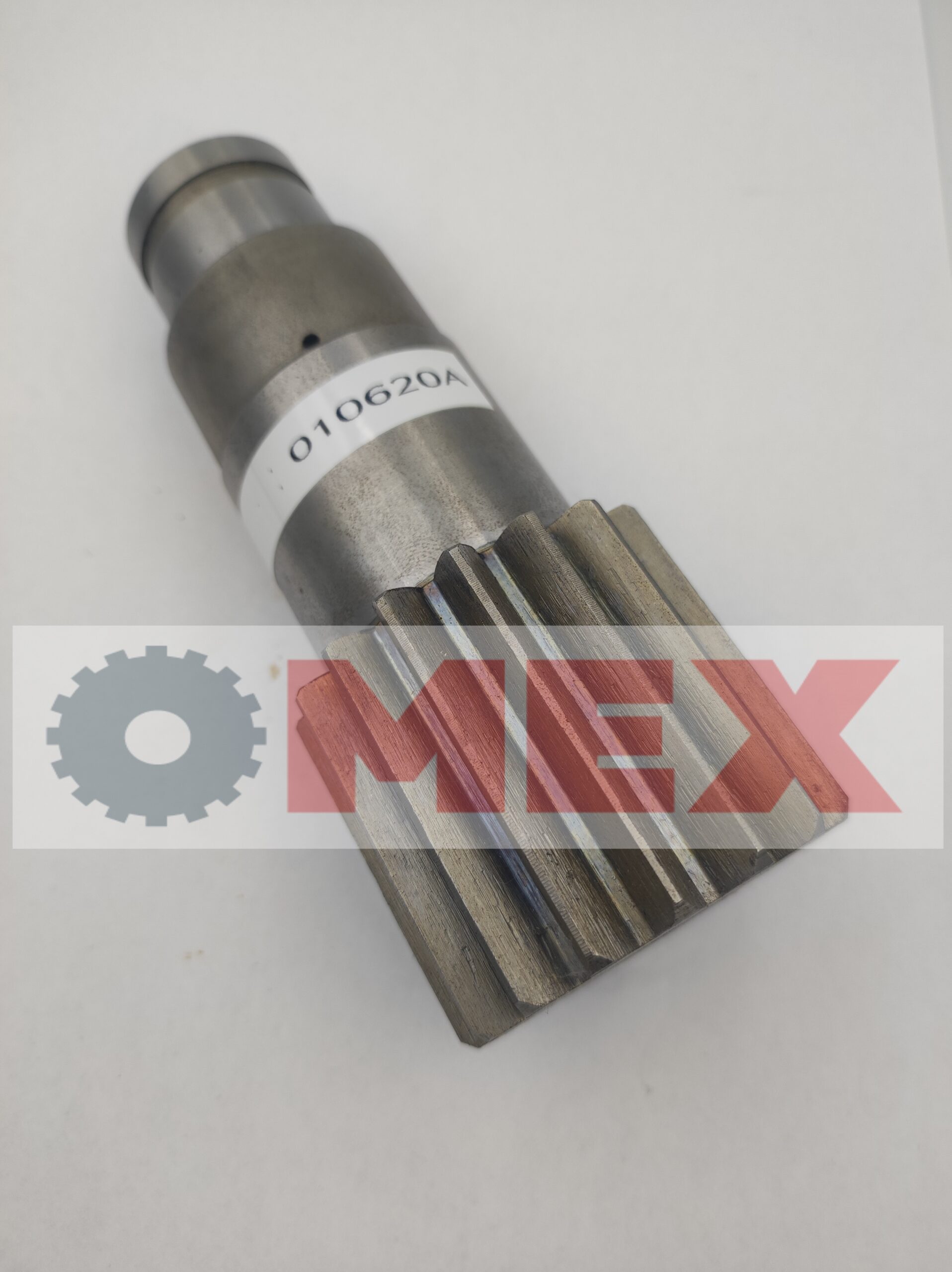 010620A Wałek silnika obrotu – Komatsu PC15 R8