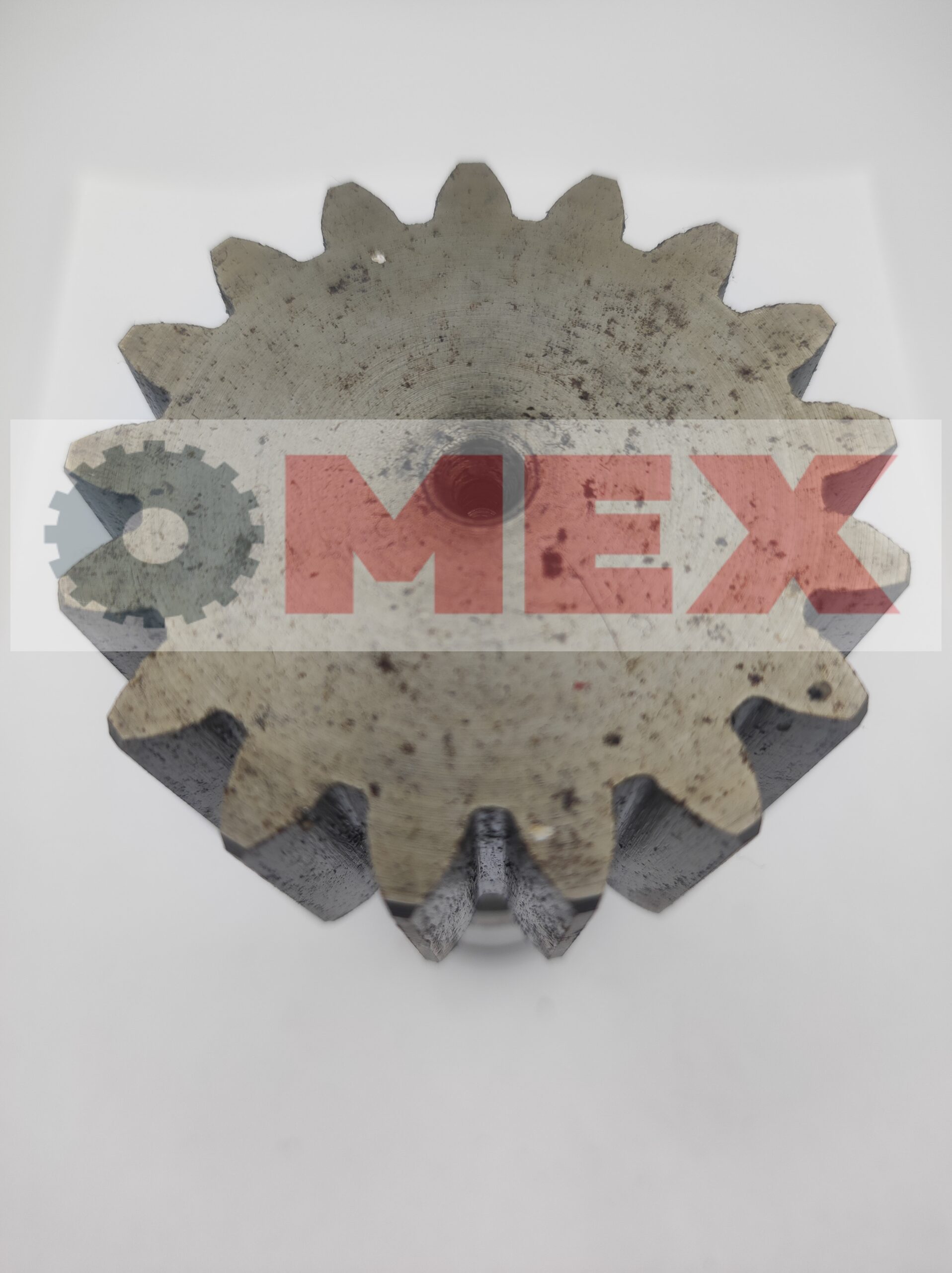 010670A Wałek obrotu Komatsu PC16 - obrazek 2