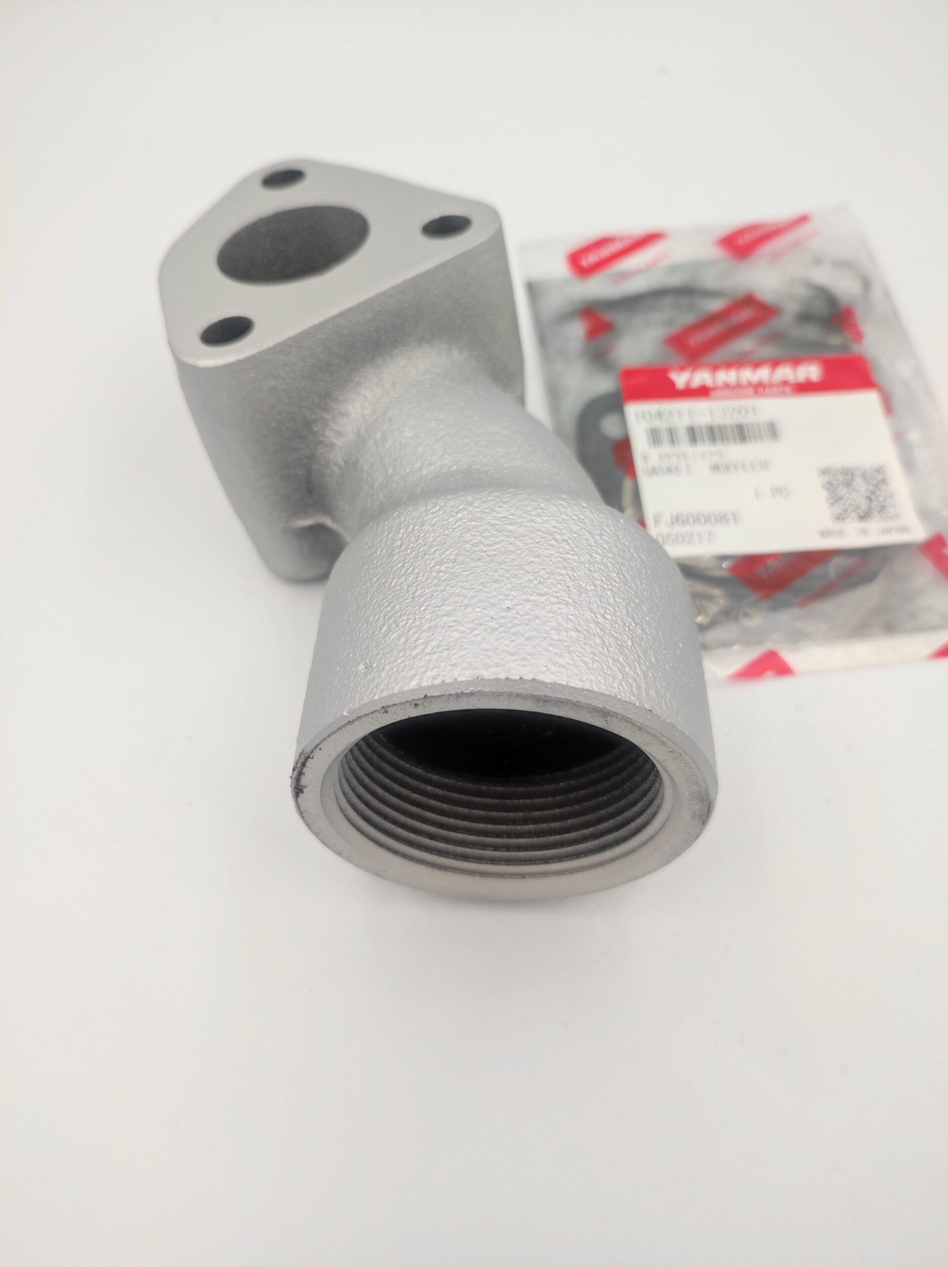 104211-13070 Kolano wydechu Yanmar YSB8