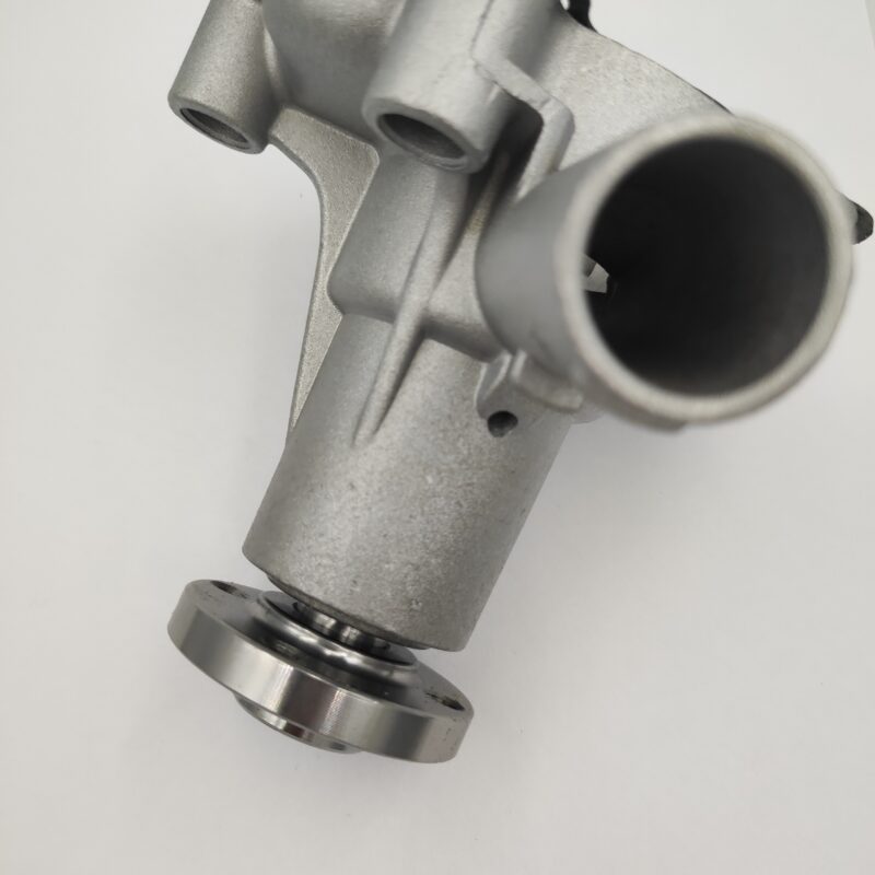 121023-42100 Pompa wody do Yanmar 3T72SA-B