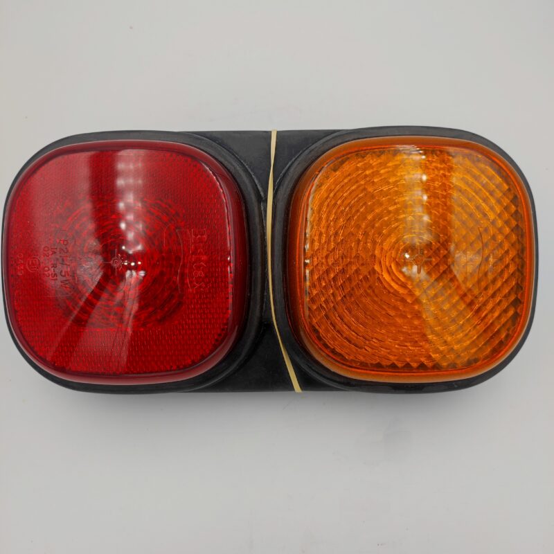 20G-06-31250 Lampa tylna Komatsu PW160